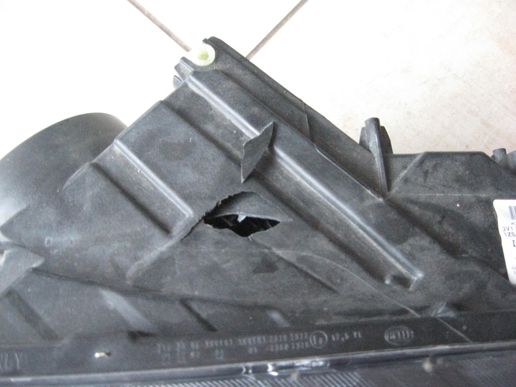 фото №8, Левая - правая - bi-xenon - led - skoda superb iii