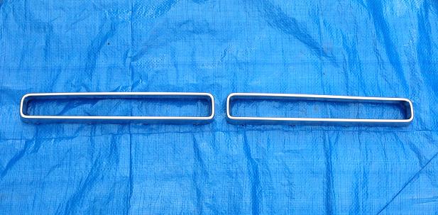 фото №1, Dodge challenger 15 рамка хром w бампер решётка радиатора