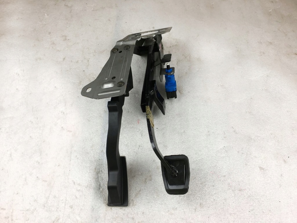 фото №7, Mazda 3 mps 03-09 педаль гальма газу