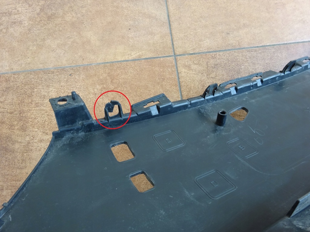 фото №15, Lexus ct200h lift 2014-2017 14-17 решітка середня