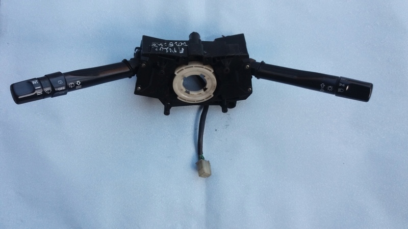 фото №1, Перемикач honda оригінальний номер m13216