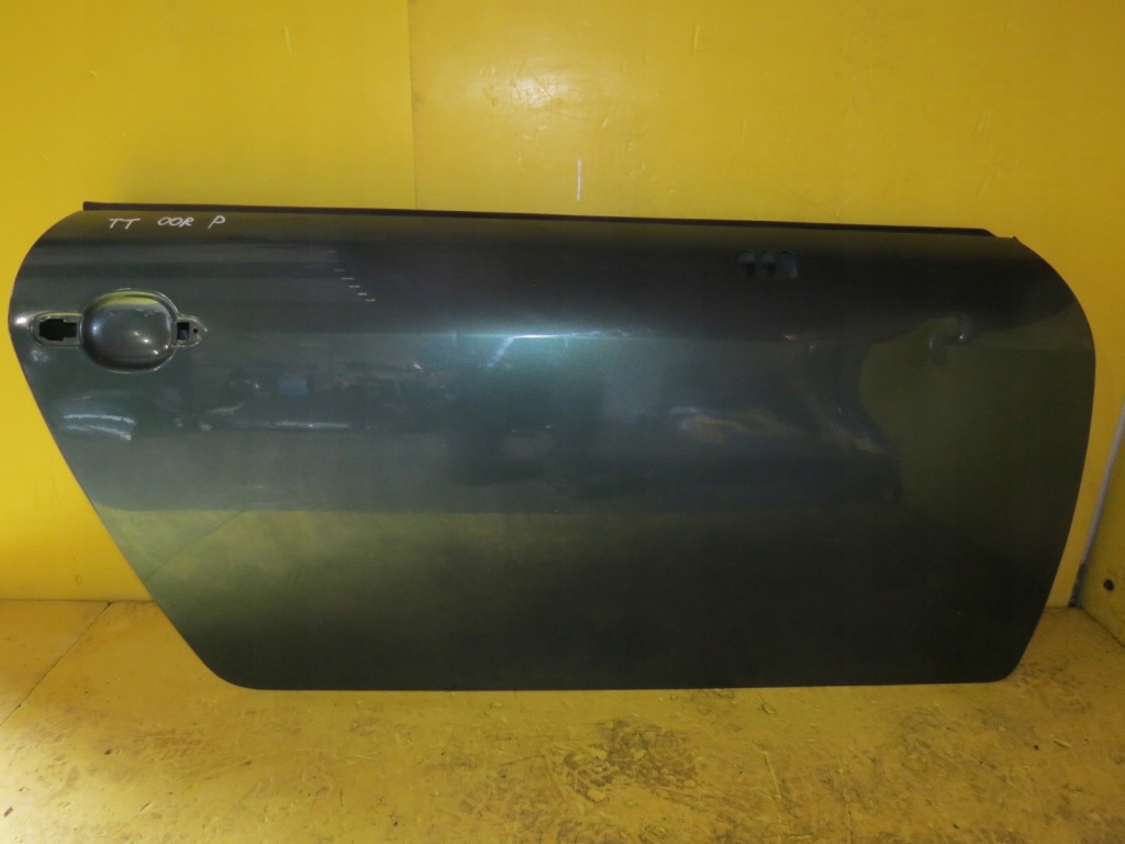 фото №1, Audi tt 8n 98-06 обшивка дверь правое перед lz6w