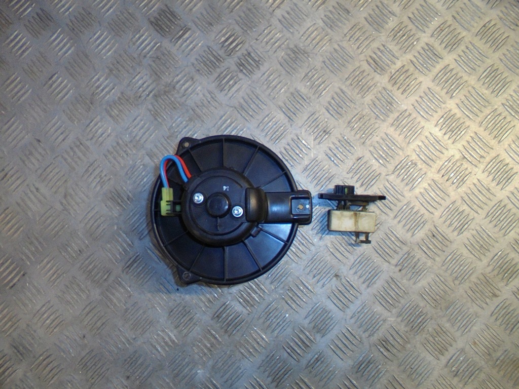 фото №2, Воздуходувка резистор mitsubishi space star i