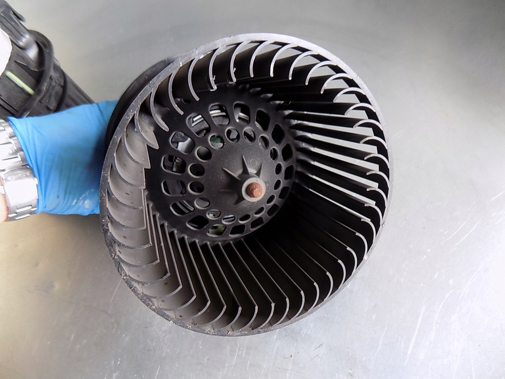 фото №5, Peugeot 508 вентилятор воздуходувка салона