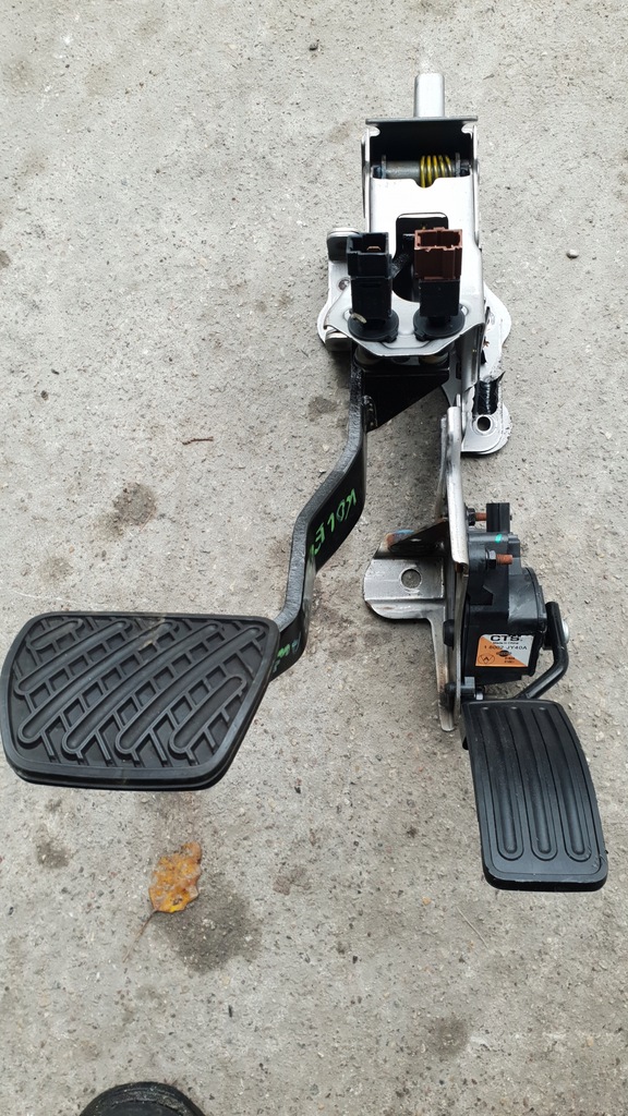 фото №1, Педали полный do renault koleos