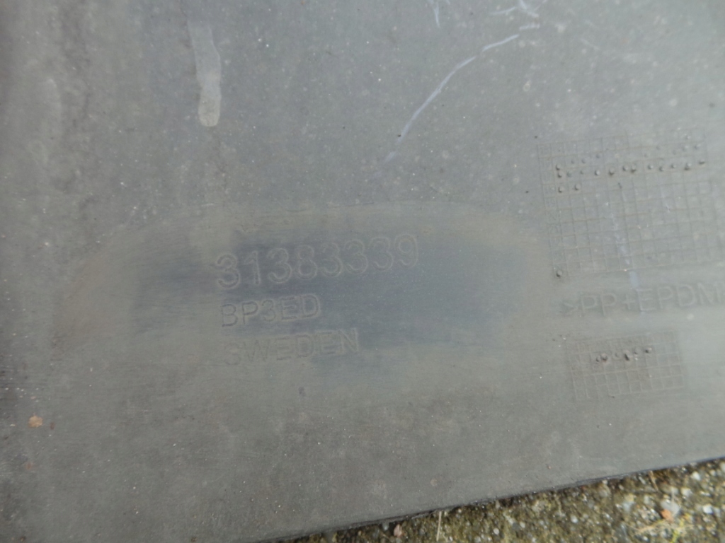 фото №9, Накладка бампера задня volvo v90 cross country 17-