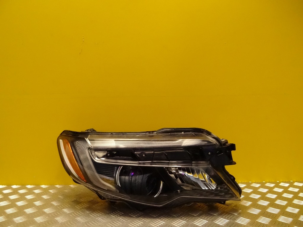 фото №1, Honda pilot ridgeline 2015- фара лампа обычная линзованная r 2 pin usa