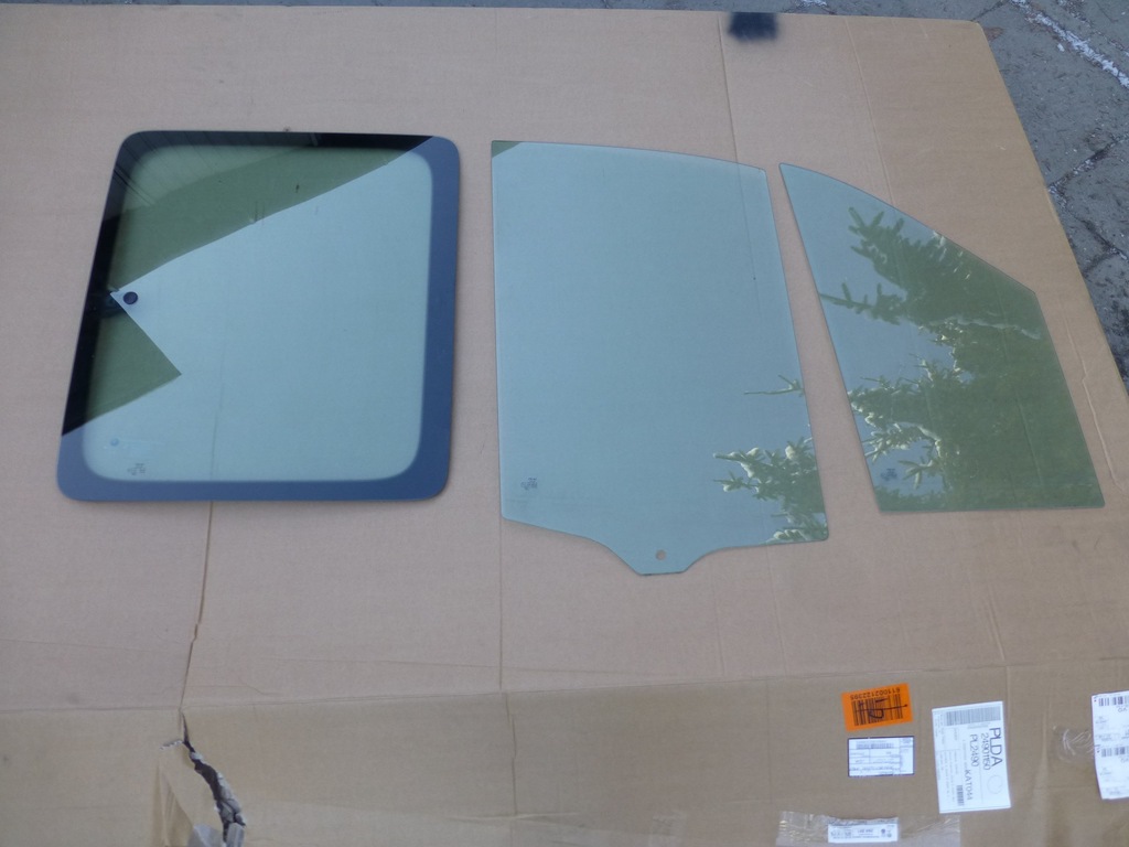 фото №1, Скло двері vw crafter 7c0 права сторона 2017 rok