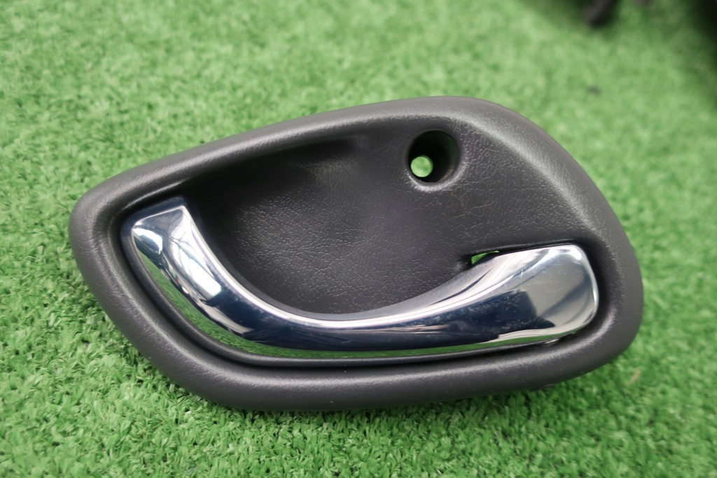 фото №1, Ручка внутрішня права suzuki jimny idealna lift