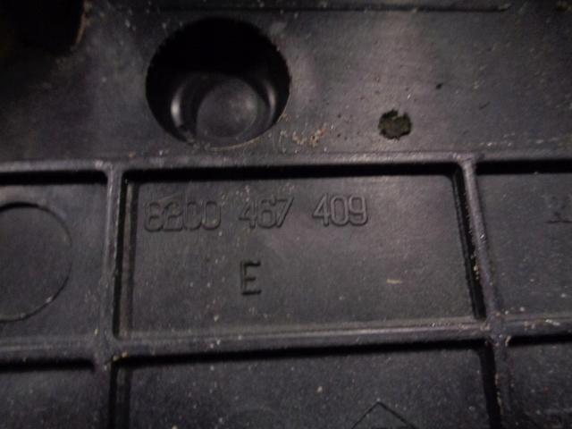 фото №6, Megane scenic ii 2 основание аккумулятор 8200467409