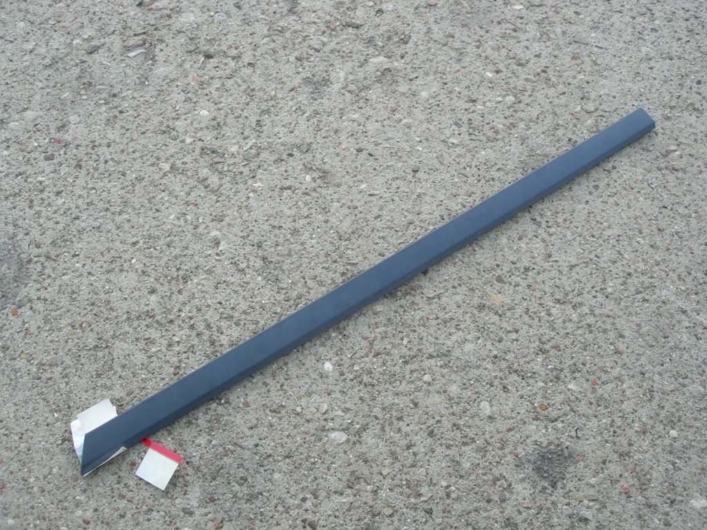фото №1, Молдинг дверь нижняя lt vw passat b8 3g0853333b nowa