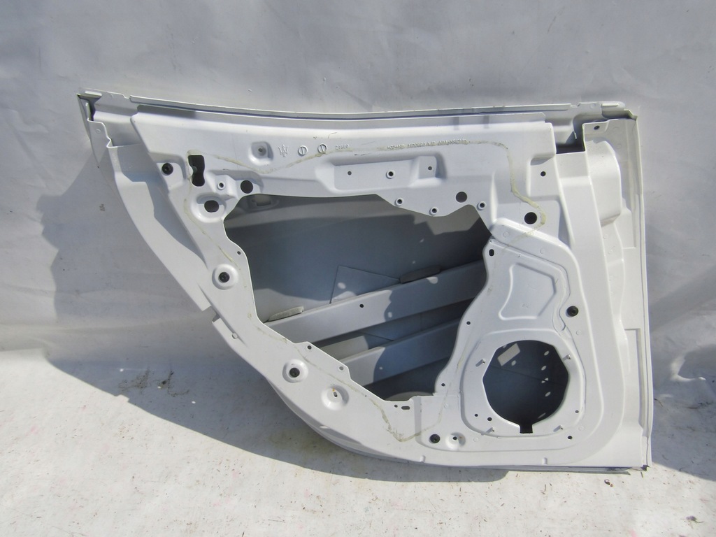 фото №8, Дверь maserati ghibli m157 13- левый задняя