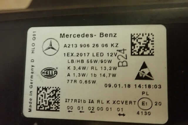 Фара правый  mercedes e klasa 213 full led Оригинал