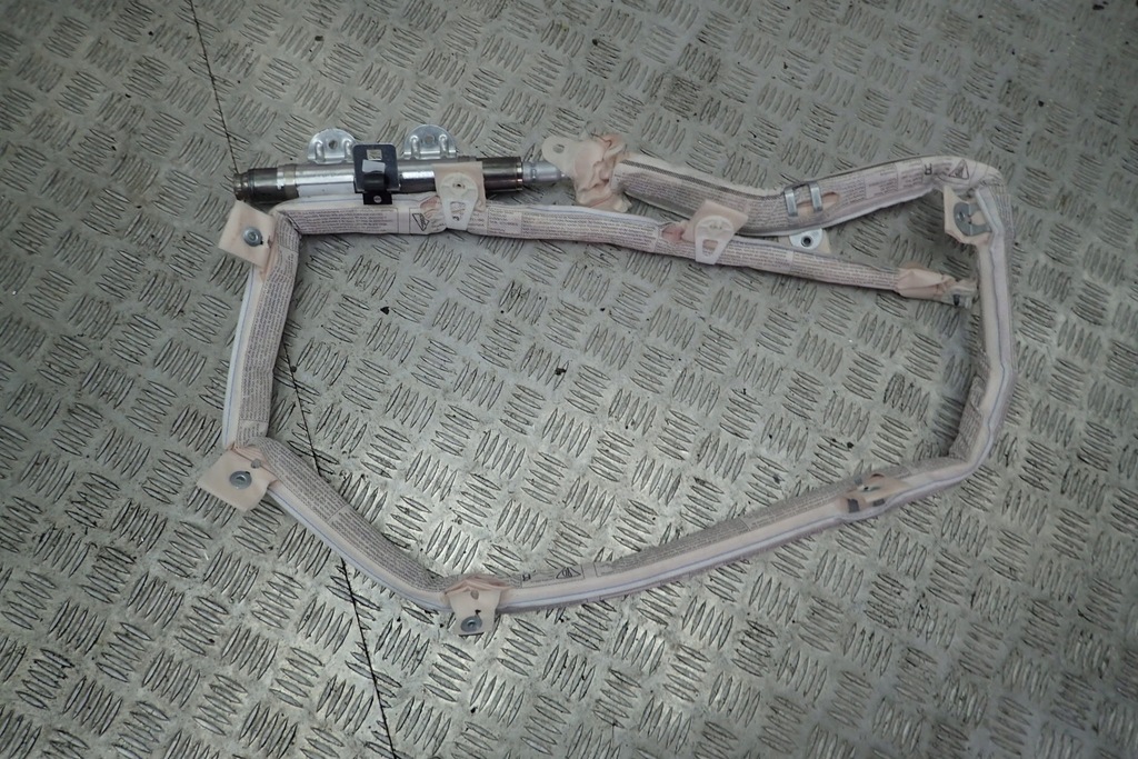 фото №1, Шторка безопасности porsche оригинальный номер 97080309201