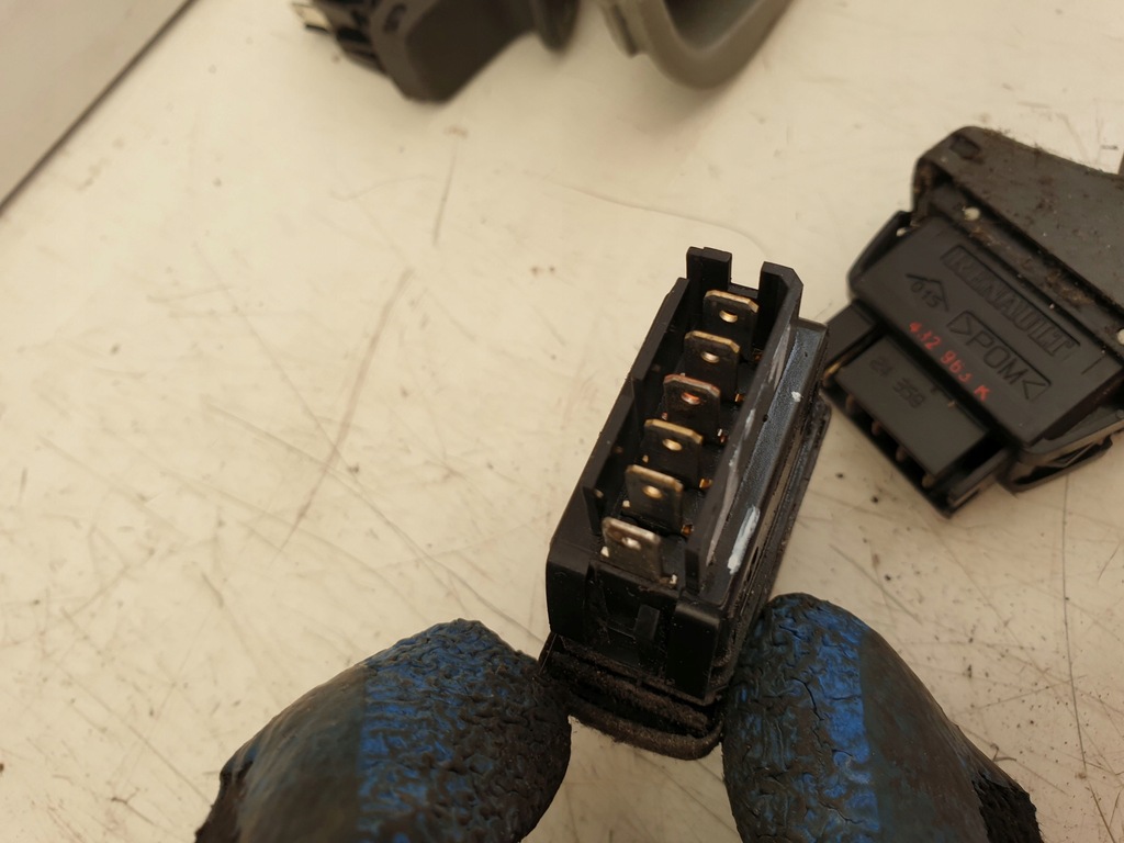 фото №2, Регулировка кнопка стекло renault scenic i eu другое