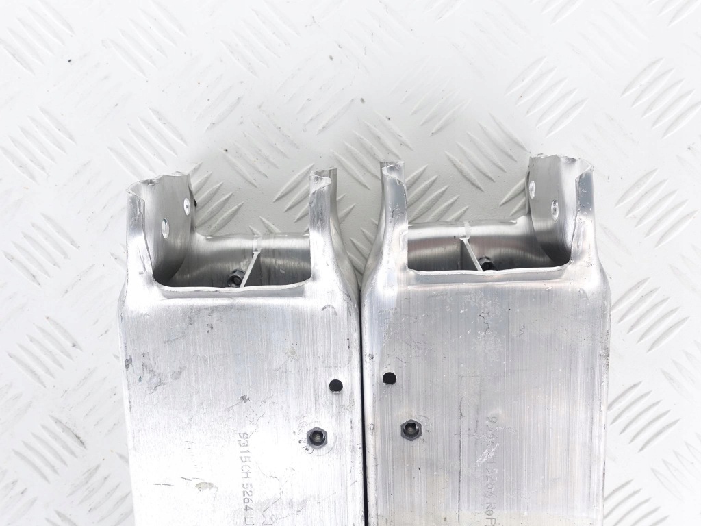 Купить Bmw 5 f10 f11 кронштейн  бампера балка ремень l или p