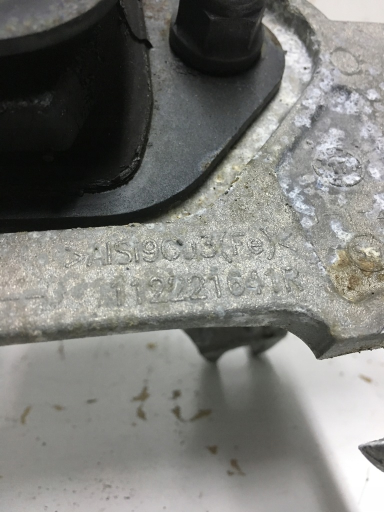 фото №3, Кронштейн подушка коробка передач 1.6 dci renault scenic iv