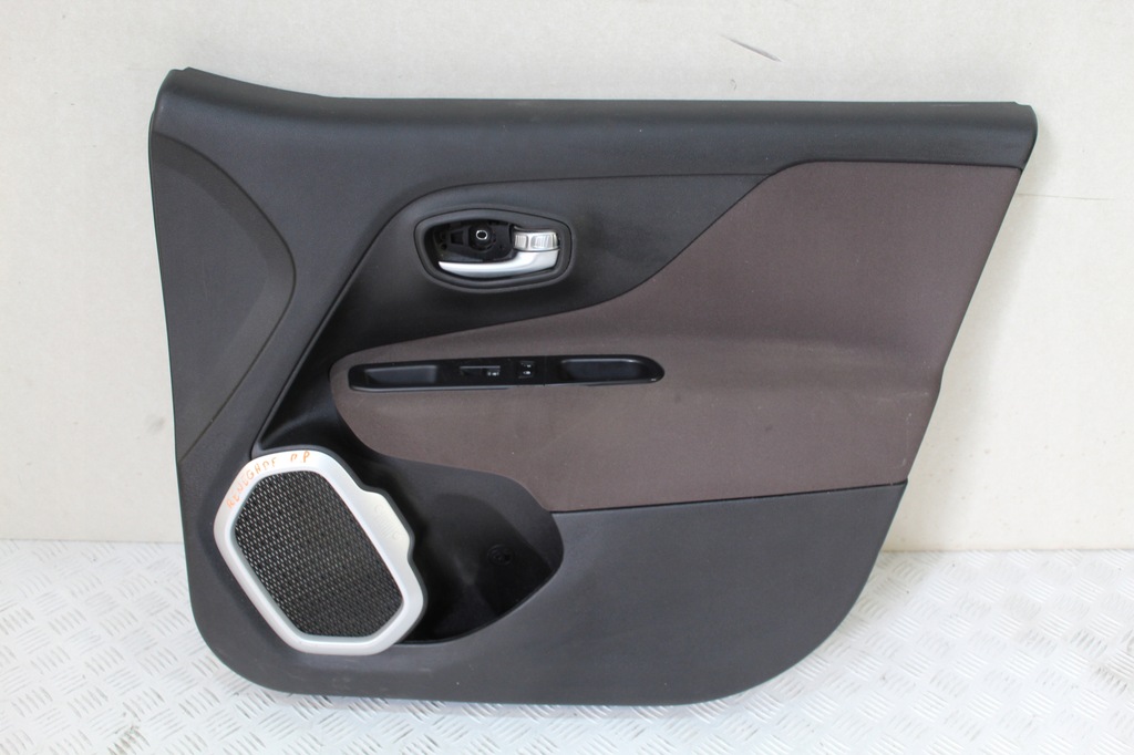 фото №1, Обшивка дверь правый перед jeep renegade