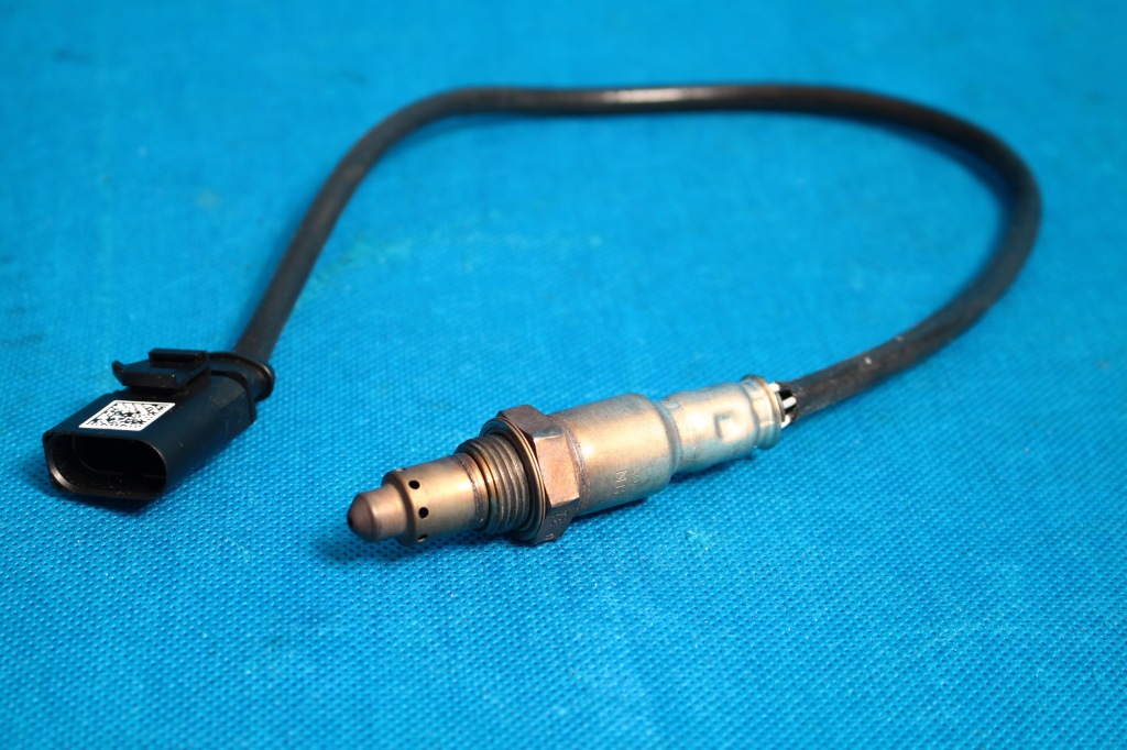 фото №1, Audi оригінальний номер 8w0906265s датчик лямбда-зонд