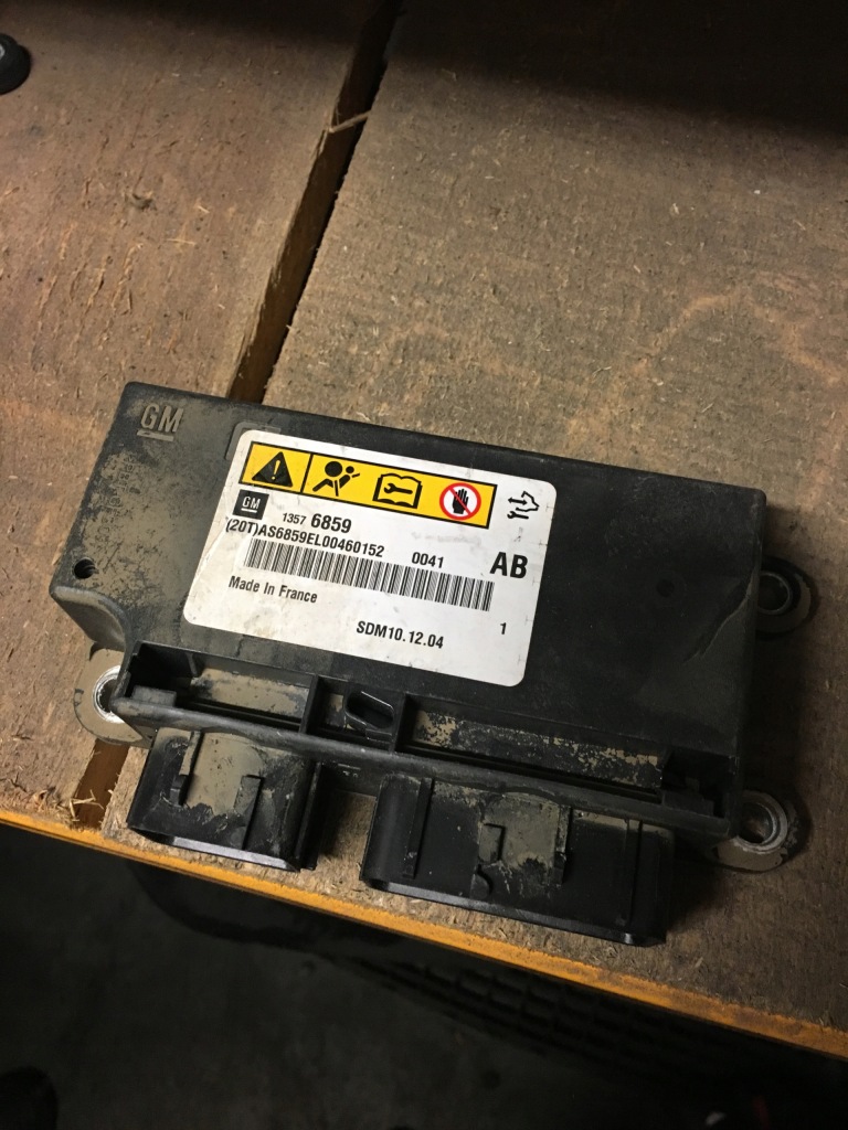 фото №1, Opel meriva b датчик подушек 13576859 ab