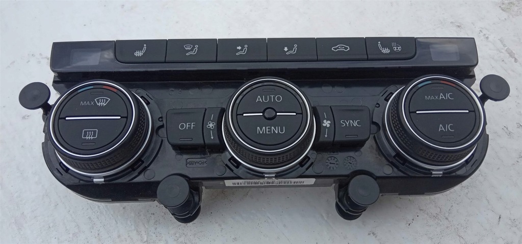 фото №1, Панель кондиционер vw golf sportsvan 5g2907044m