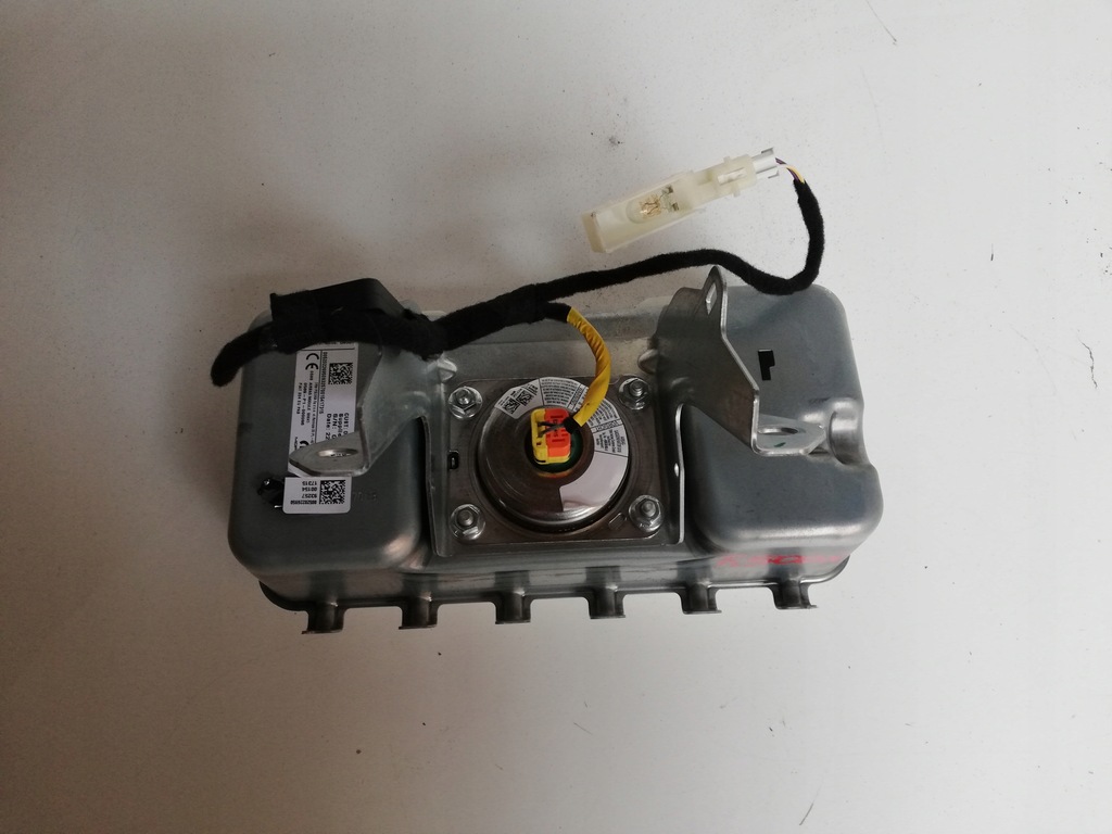 фото №6, Fiat 500x 500 x приборная панель консоль подушка безопасности подушки безопасности ремни оригинал демонтаж