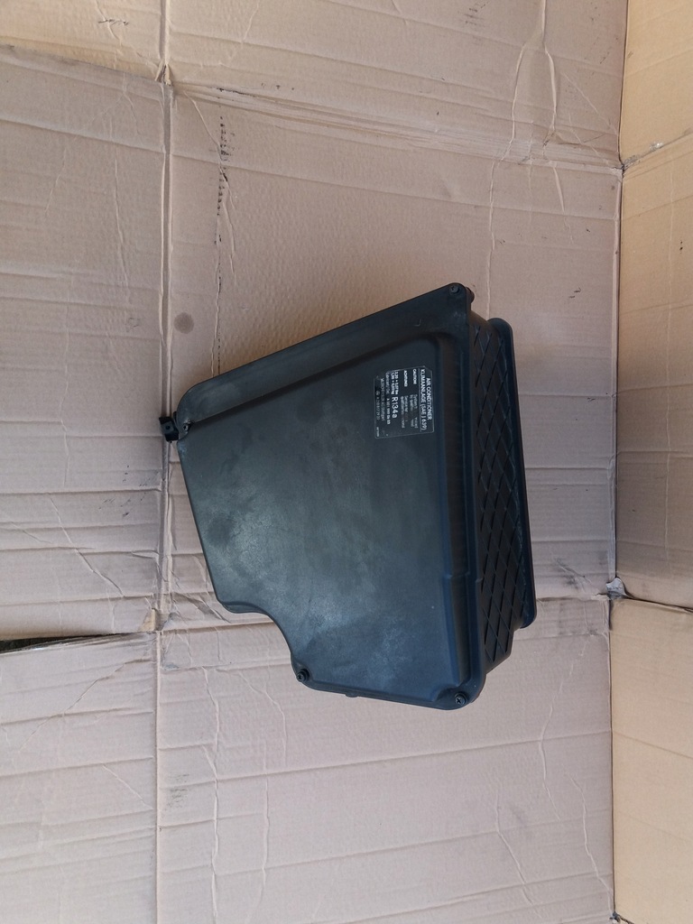 фото №1, Корпус комп'ютер mercedes w210 e-klasa