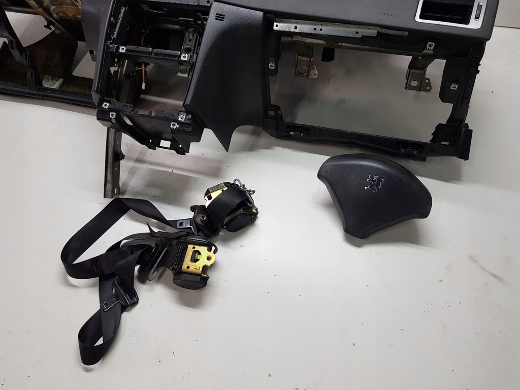 фото №5, Консоль комплектная peugeot 307