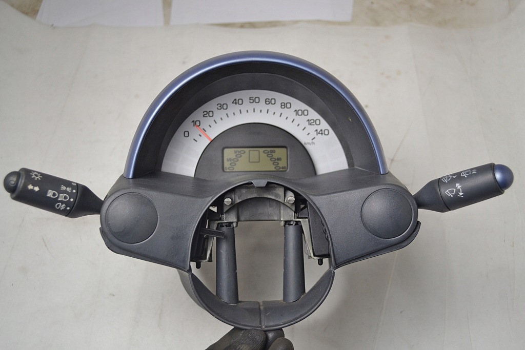 фото №1, Лічильник прилади smart fortwo дизель 110008872010