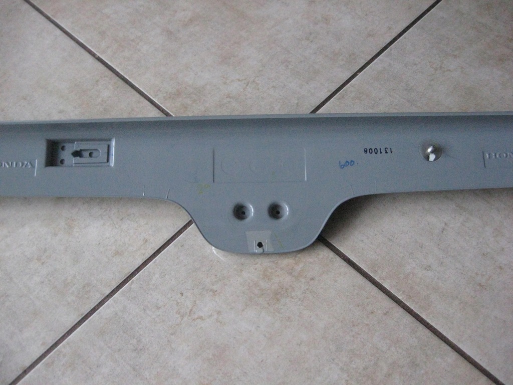 фото №7, Спойлер задний крышки - honda city - 08-11 - новый