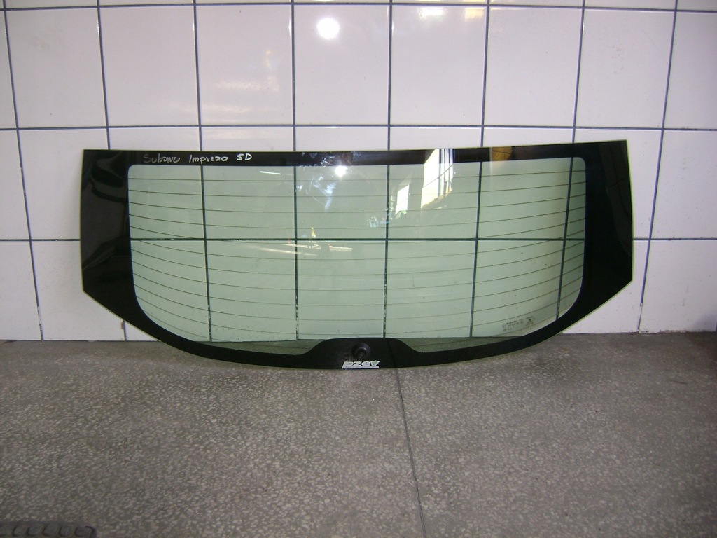 фото №1, Стекло задняя subaru impreza
