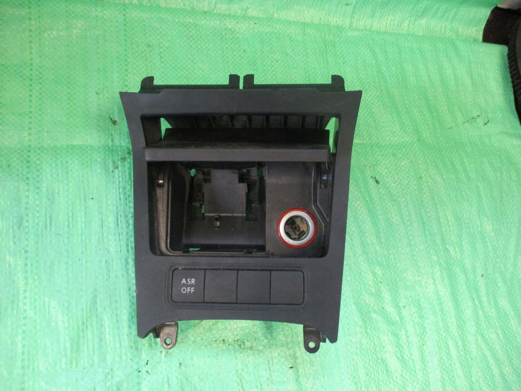 фото №4, Vw golf v пепельница 1k0863475