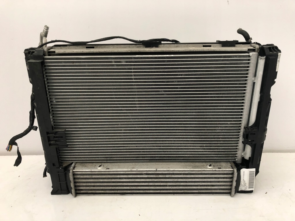 фото №1, Bmw 3 e90 e91 радіатор вентилятор комплект 2.0d