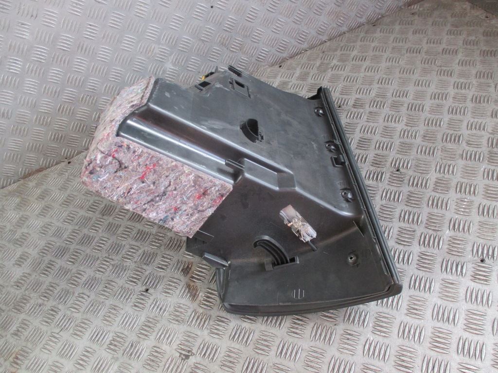 фото №6, Бардачок peugeot 407 04-08r coupe