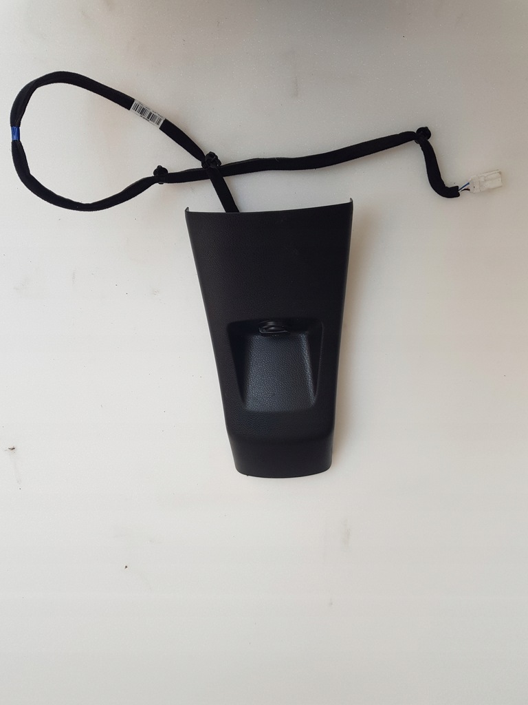 фото №1, Заглушка tucel середній прикурювач kia stonic 18-