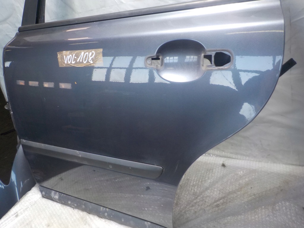фото №2, Volvo v50 1.6 дверь левая задняя