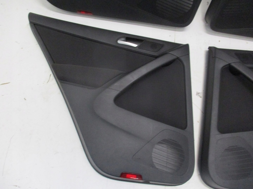 фото №4, Оббивка оббивка двері vw tiguan 5n0 задня