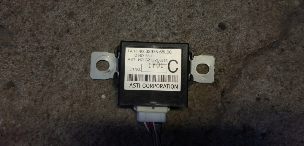 фото №1, Suzuki swift mk7 10-17 1.3 ddis модуль блок управления