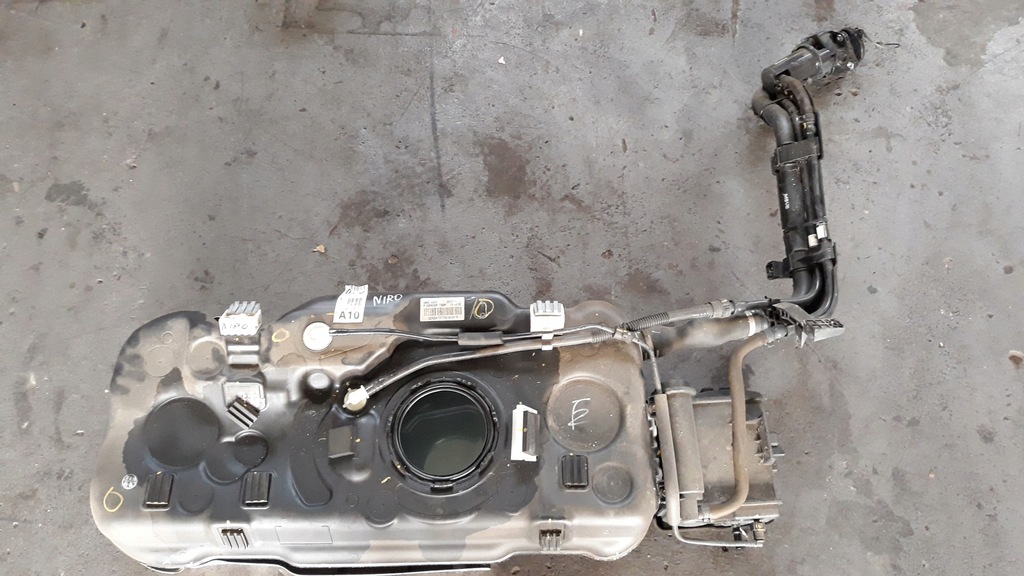 фото №1, Kia niro 2016-19r гібрид бак bak пального