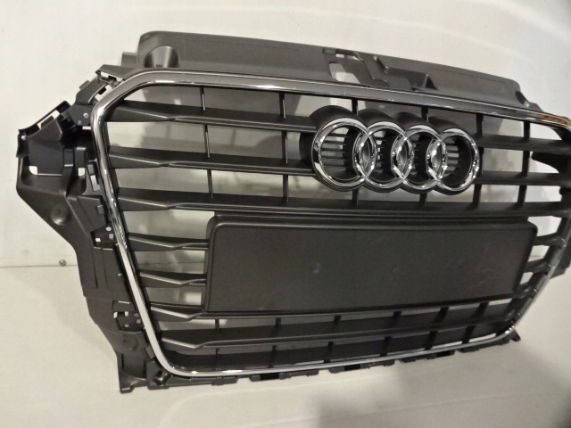 фото №4, Решітка радіатора решітка радіатора audi a3 s-line оригінал хетчбек