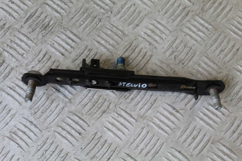 фото №1, Регулировка ремней безопасности stelvio