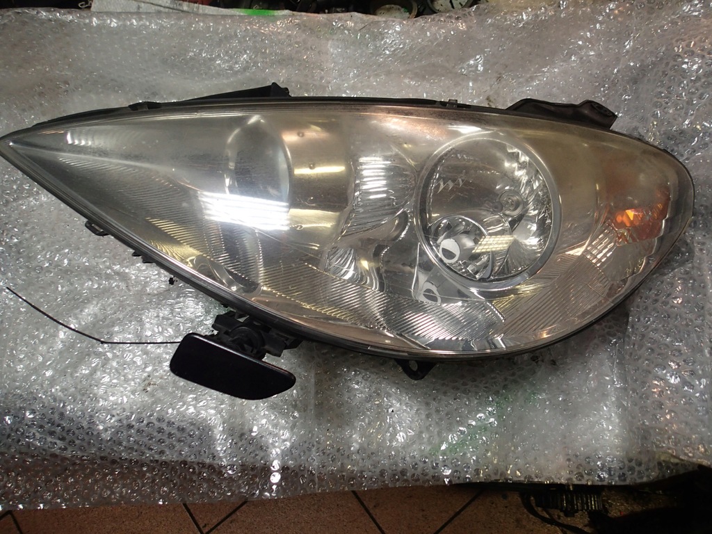 фото №1, Peugeot 807 лампа передняя левая ксенон