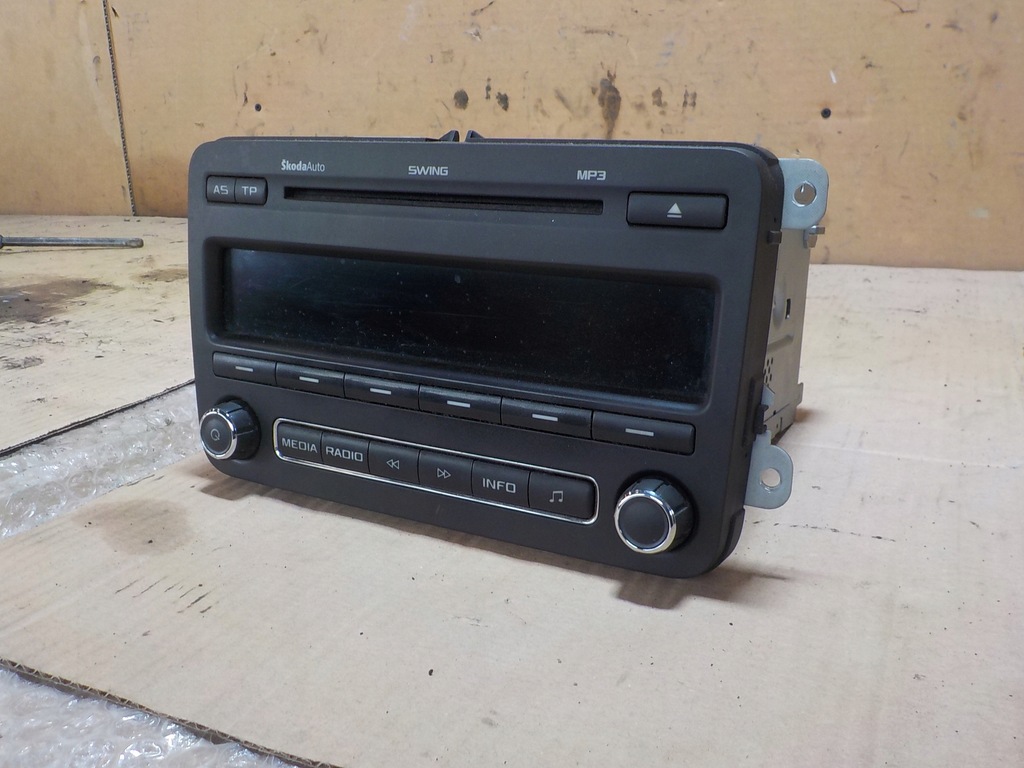 фото №4, Skoda fabia ii радио cd mp3 swing 5j0035161c