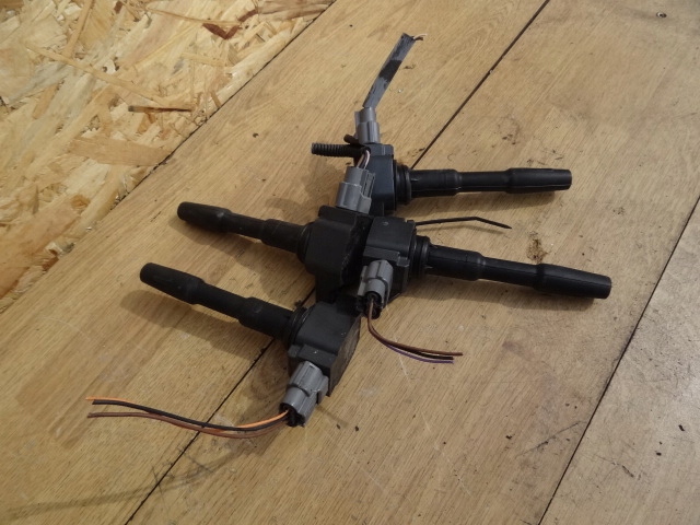 фото №1, Renault scenic iv 17r 1,2 tce катушки зажигания kpl