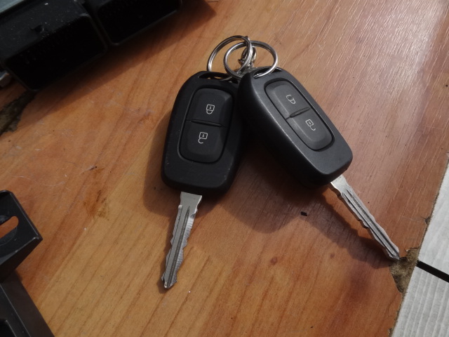 фото №5, Dacia sandero ii 2018 lift 1,0 sce бортовий комп'ютер набір