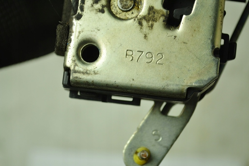 фото №2, Alfa romeo 147 замок дверь левый перед b792