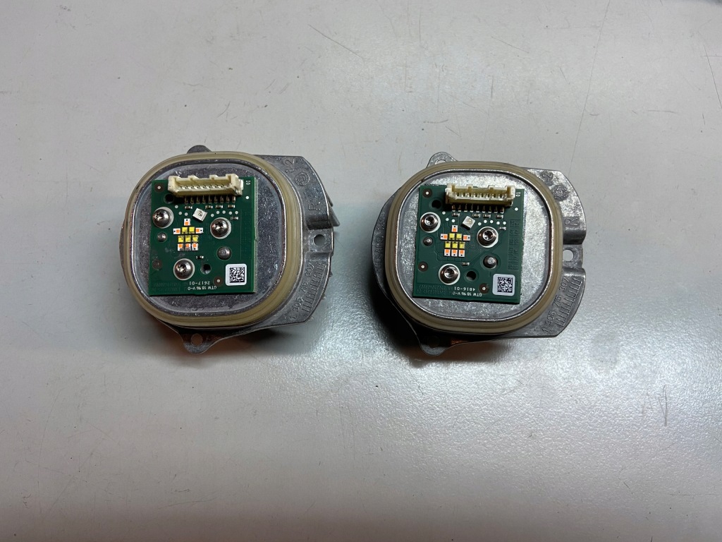 фото №1, Модуль led mercedes-benz оригинальный номер 1305715307