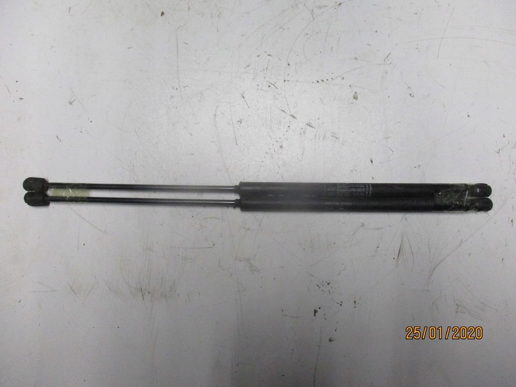 фото №1, Привод крышки амортизатор alfa romeo 159