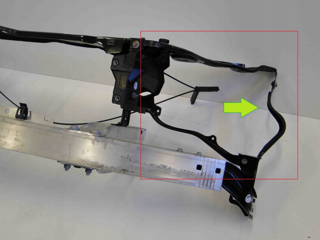 фото №4, Mercedes cls 218 панель фары правый левый