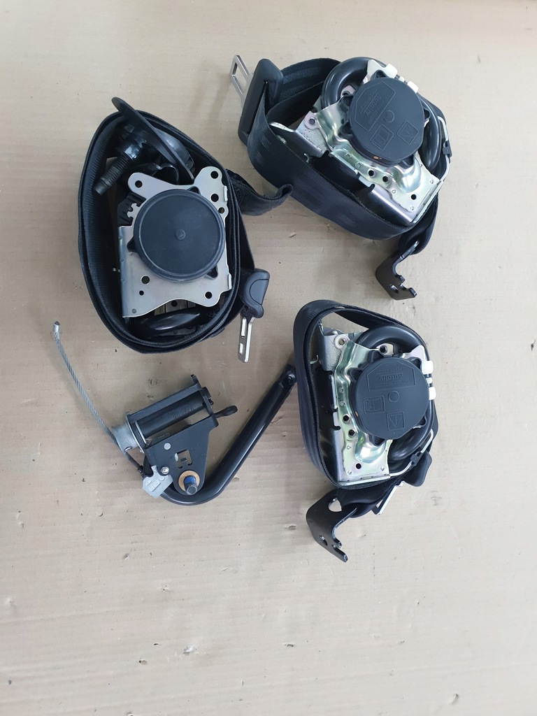 фото №1, Strzelone ремни безопасности range velar